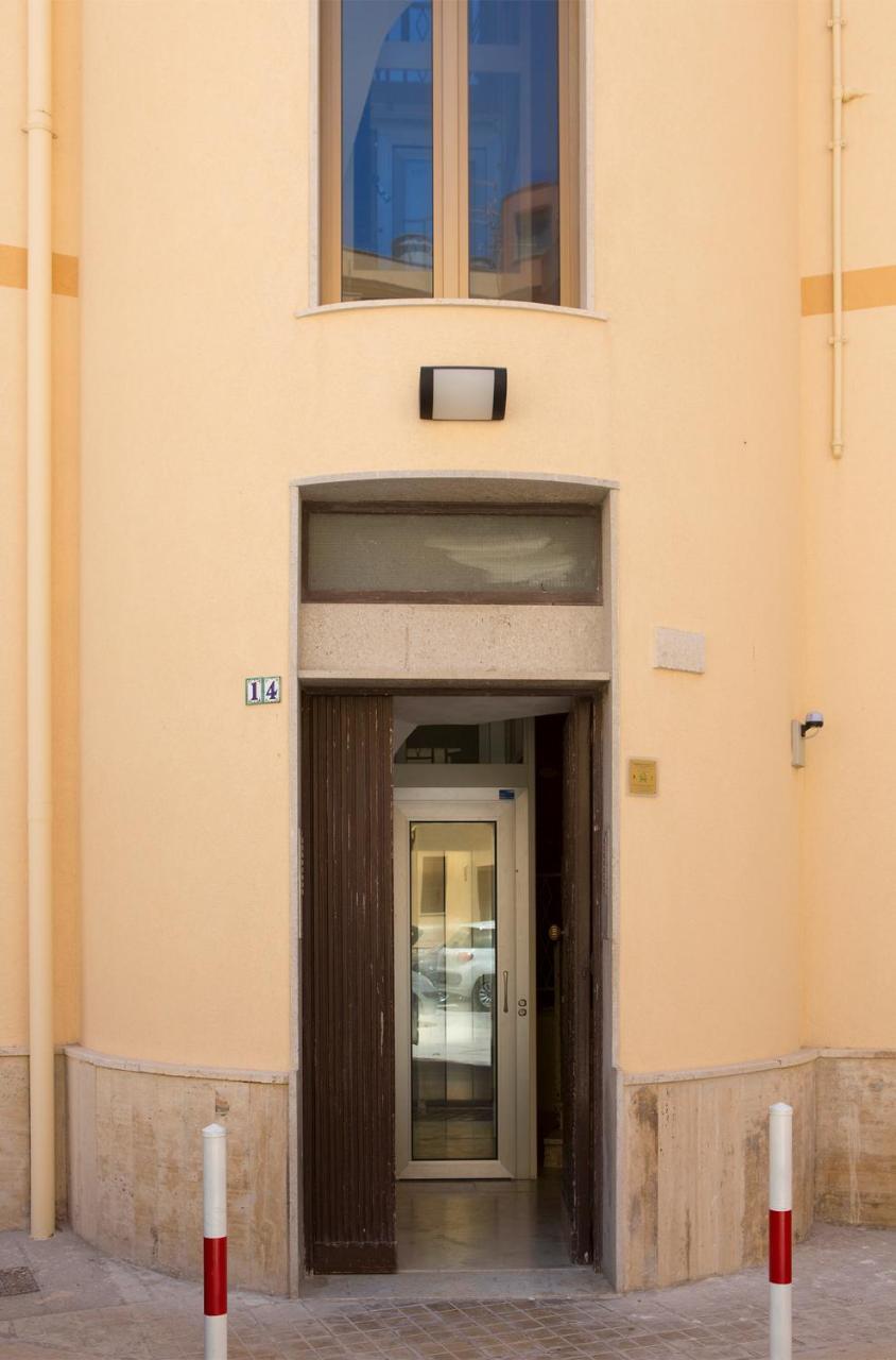 B&B Piazza Vittorio トラーパニ エクステリア 写真